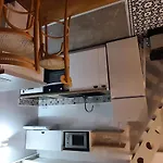 Plein Sud Les Pieds Dans L'eau *