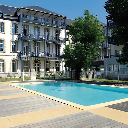 Апартаменты Plein Sud Les Pieds Dans L'eau
