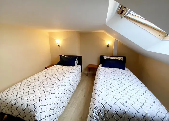 Plein Sud Les Pieds Dans L'eau *