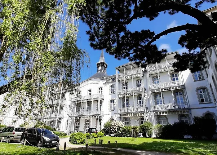 Plein Sud Les Pieds Dans L'eau *